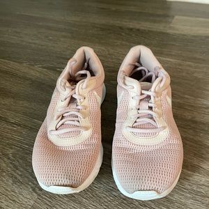 Nike Roshe Pink Sneakers, size 7.5